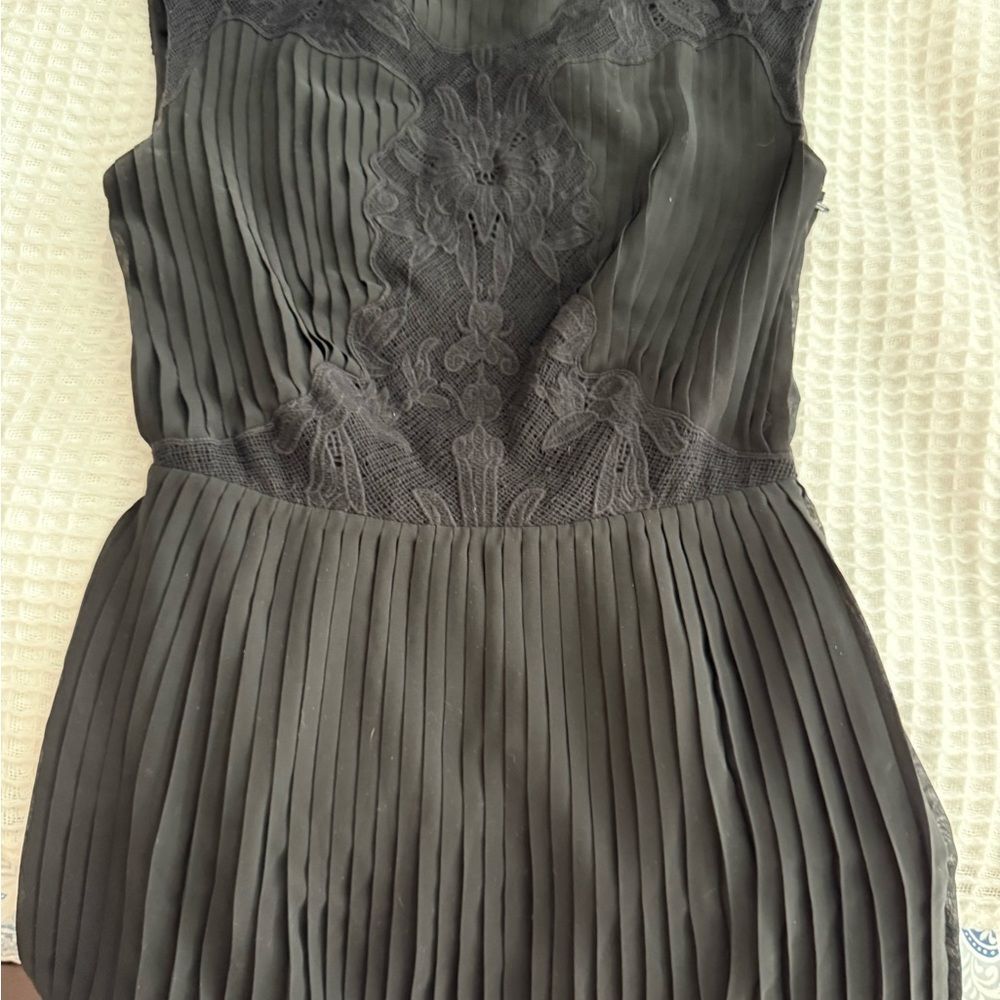 Ted Baker London ‘Saskiah’ black pleated dress (TB size 2/US size 6) in EUC - Picture 3 of 8
